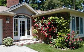 Dorchester House 3*